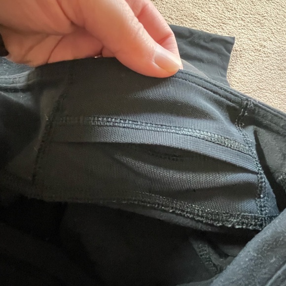 Vintage lululemon Capri - Picture 7 of 7